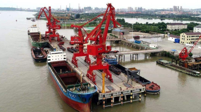 南阳概述露天料场港口封闭问题的实行方法